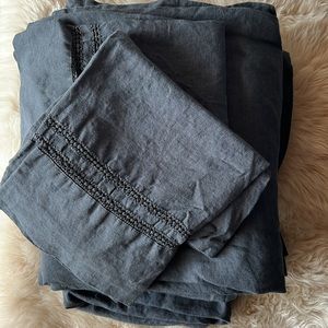 RH Belgian Linen Cal King Sheet Set